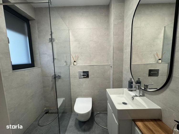Casă cu 5 camere cu Canalizare în Primăverii