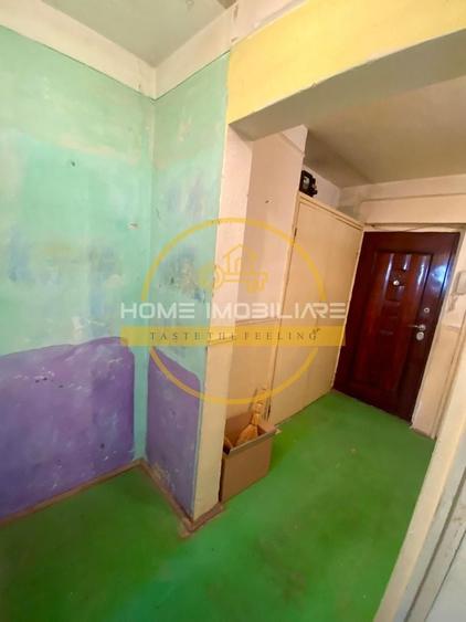 Apartament cu 2 camere decomandat în Nicolina