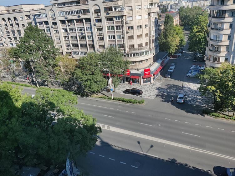Garsonieră decomandată în Unirii