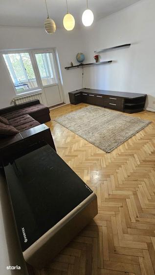 Apartament cu 3 camere decomandat, mobilat în Obor