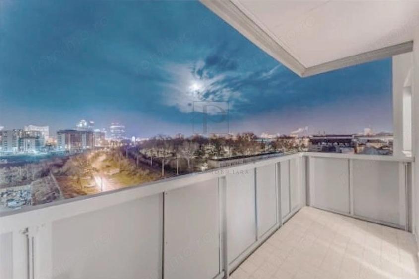 Apartament cu 3 camere decomandat în Circumvalațiunii