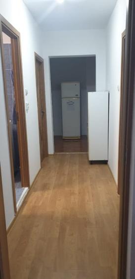 Apartament cu 2 camere decomandat în Tei