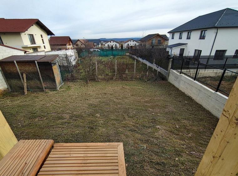 Casă individuală cu 4 camere cu Canalizare în Arhitecților - Calea Cisnădiei