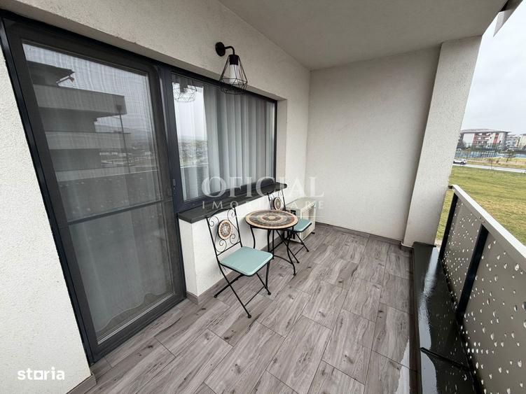Apartament cu 3 camere semidecomandat, mobilat în Florești