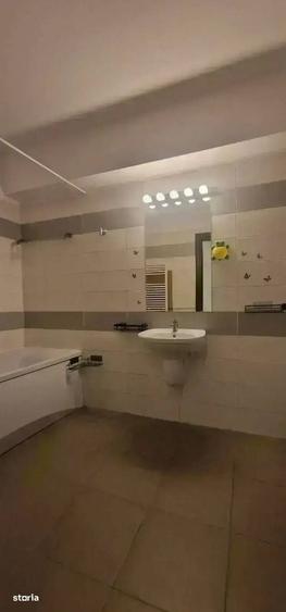 Apartament cu 2 camere, mobilat în Parcul Carol