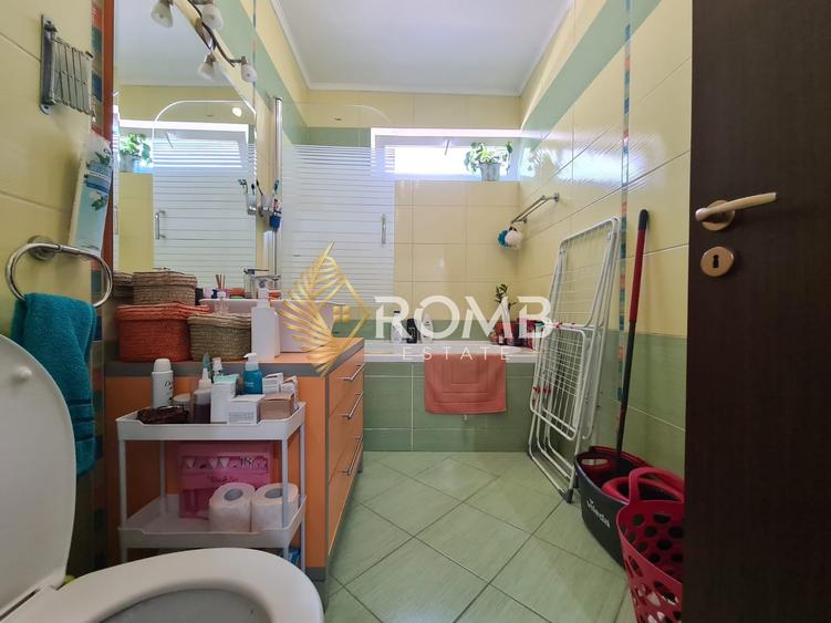 Apartament cu 3 camere semidecomandat, mobilat în Mănăștur