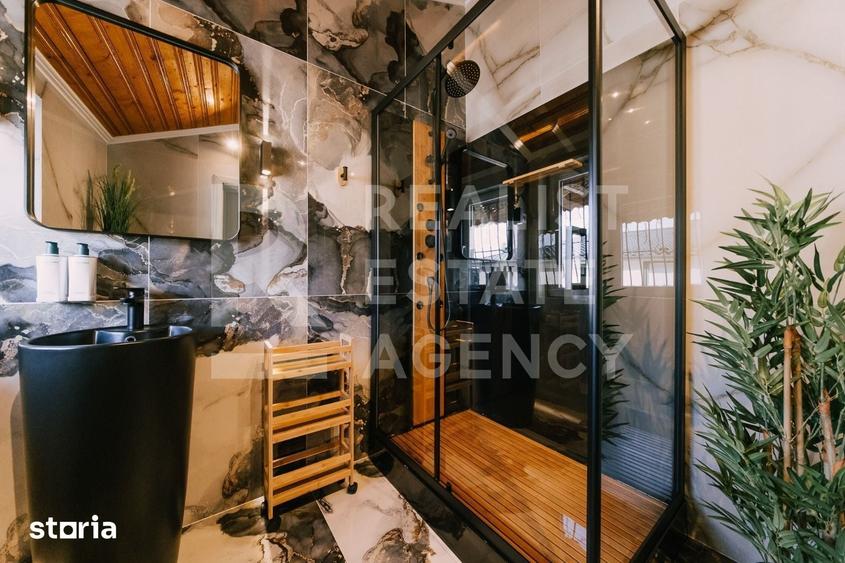 Casă cu 6 camere cu Teren 7469 Mp în Podenii Noi
