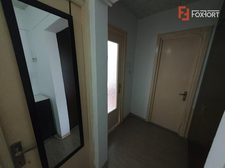 Apartament cu 2 camere decomandat, mobilat în Steaua