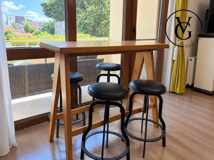 Apartament cu 2 camere semidecomandat, mobilat în Peninsula