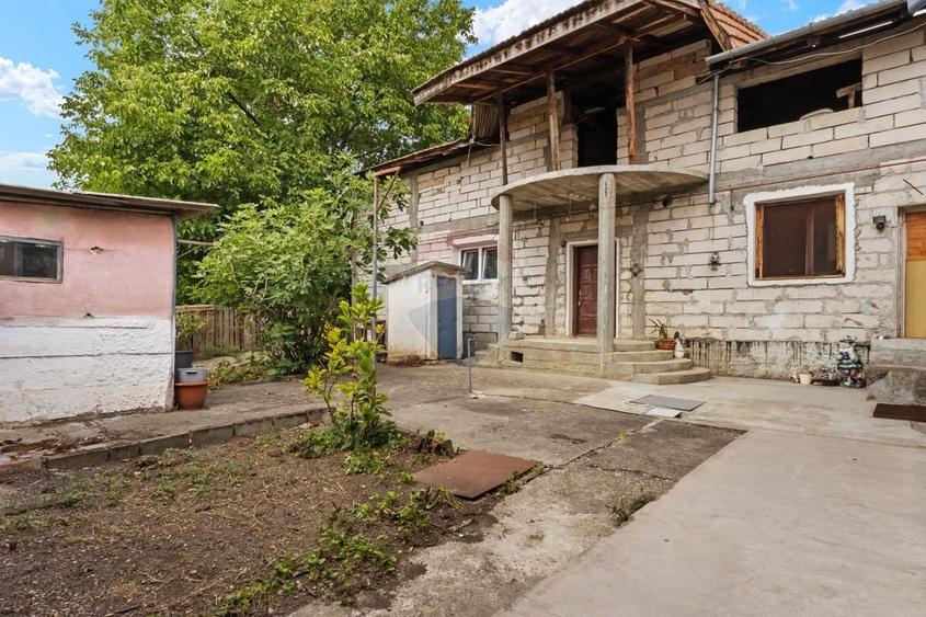 Casă individuală cu 4 camere cu Teren 720 Mp în Grădiște