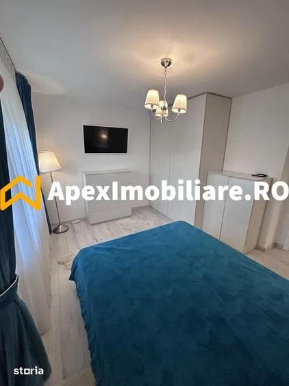 Apartament cu 3 camere semidecomandat în Central