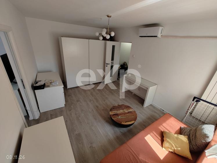 Apartament cu 2 camere semidecomandat în Podu Roș