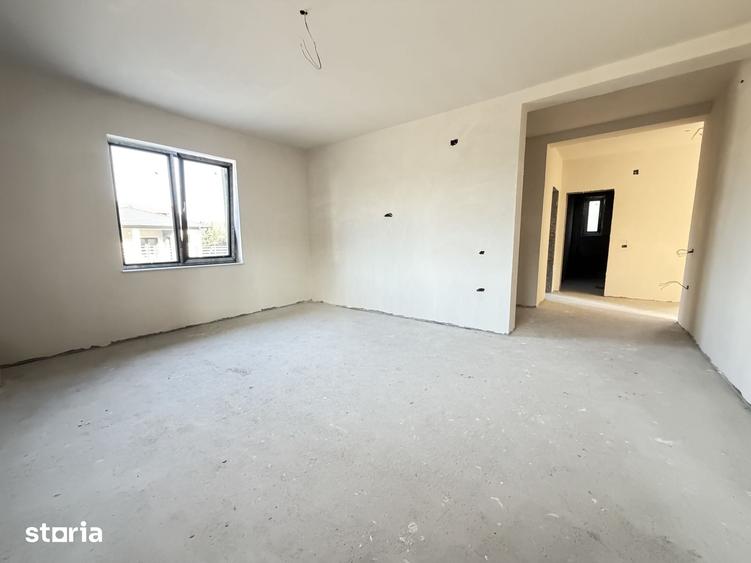 Casă cu 4 camere cu Teren 600 Mp în Central
