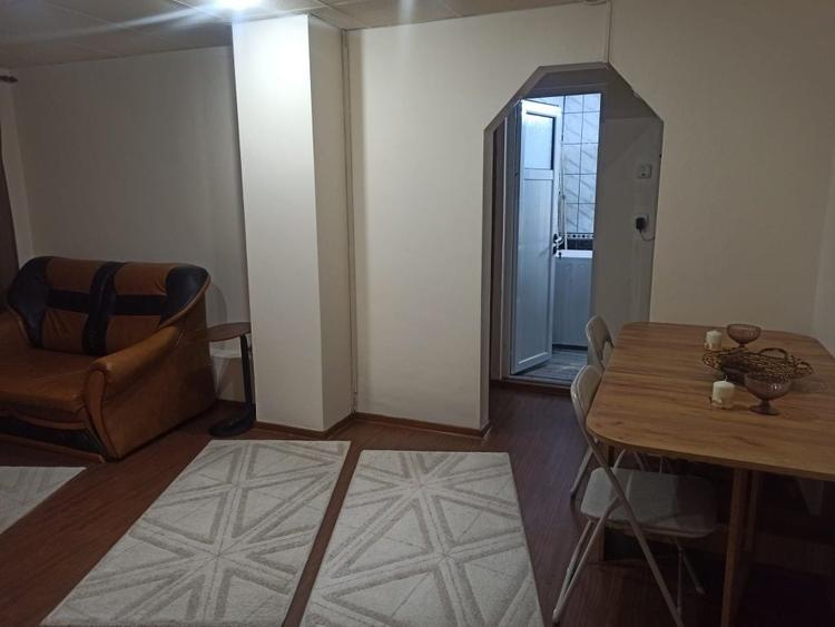 Apartament cu 2 camere decomandat în Uiasca