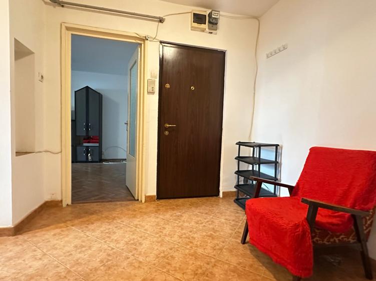 Apartament cu 2 camere decomandat în Soarelui