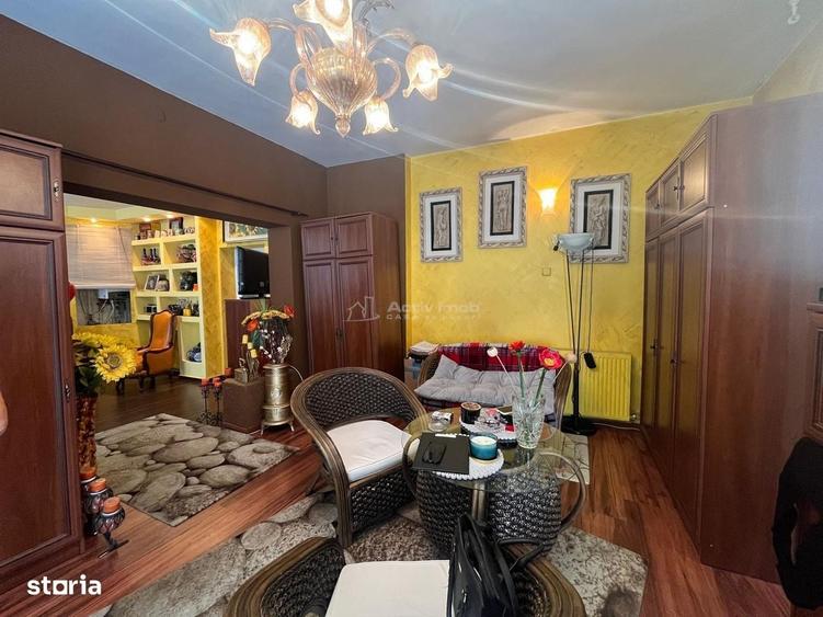 Apartament cu 4 camere în Central