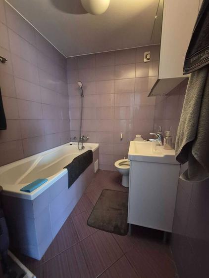 Apartament cu 2 camere decomandat în Barbu Văcărescu