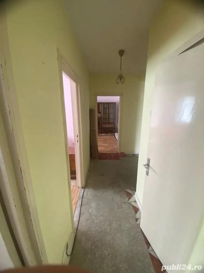 Apartament cu 3 camere decomandat în Târgu Ocna