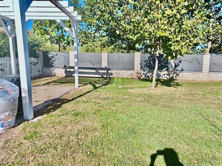 Casă cu 4 camere cu Teren 450 Mp în Albert
