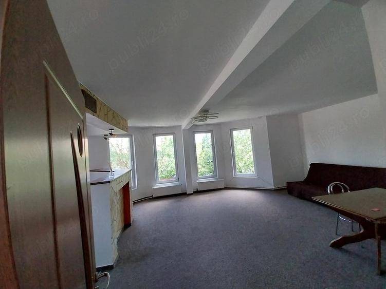 Casă cu Teren 300 Mp în Sânnicoară