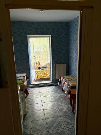 Apartament cu 4 camere decomandat în Cantacuzino