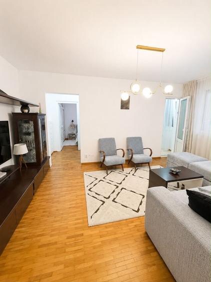 Apartament cu 2 camere semidecomandat în Dristor