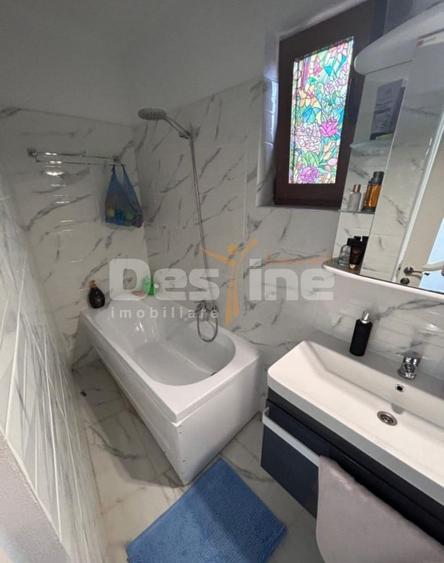 Casă cu 3 camere cu Canalizare în Podiș Beldiman