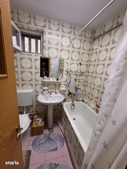 Apartament cu 3 camere decomandat în Lăpuș Argeș