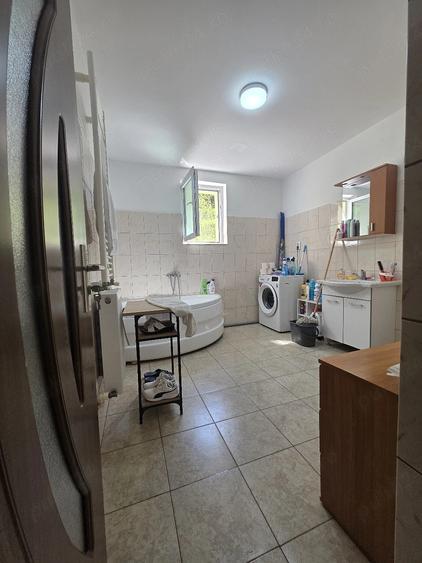 Casă cu 2 camere cu Teren 270 Mp în Bunloc