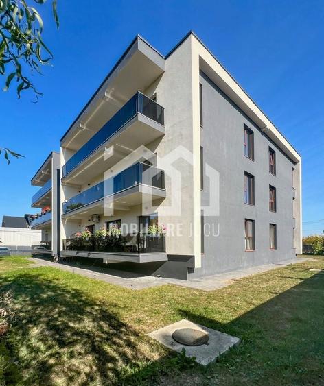 Apartament cu 3 camere semidecomandat în Jucu de Mijloc