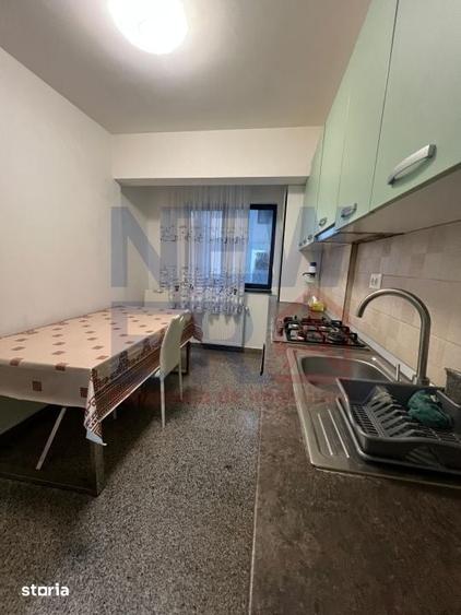 Apartament cu 2 camere decomandat, mobilat în Central