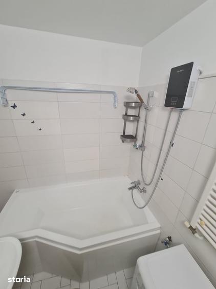 Apartament cu 2 camere în Eroii Revoluției