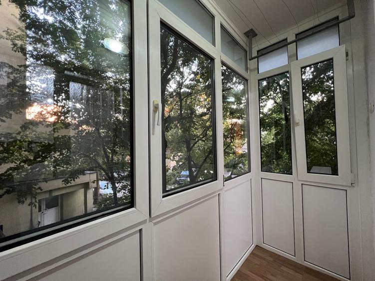 Apartament cu 2 camere semidecomandat în P-ța Victoriei