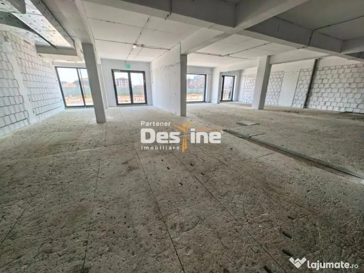 Spațiu comercial, de 217 mp, în Central