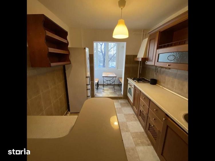 Apartament cu 3 camere decomandat în Militari