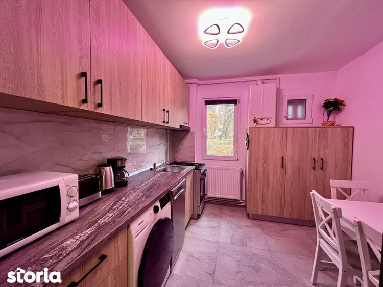 Apartament cu 2 camere semidecomandat, mobilat în Est