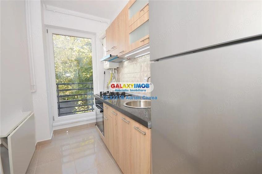 Apartament cu 2 camere decomandat, mobilat în Pajura