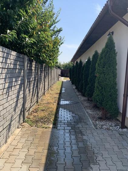 Casă cu 4 camere cu Teren 380 Mp în Exterior Vest