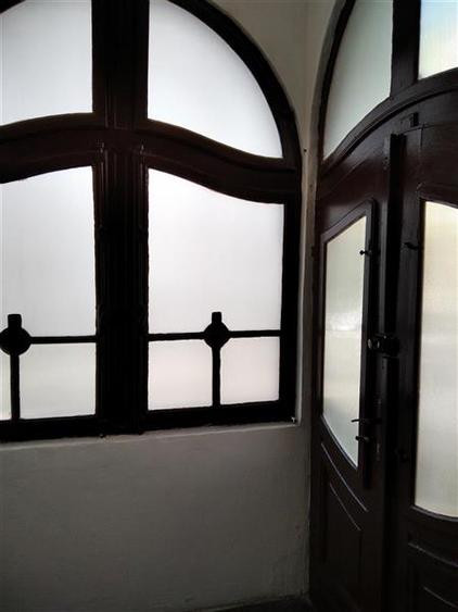 Apartament cu 3 camere decomandat în Dorobanți