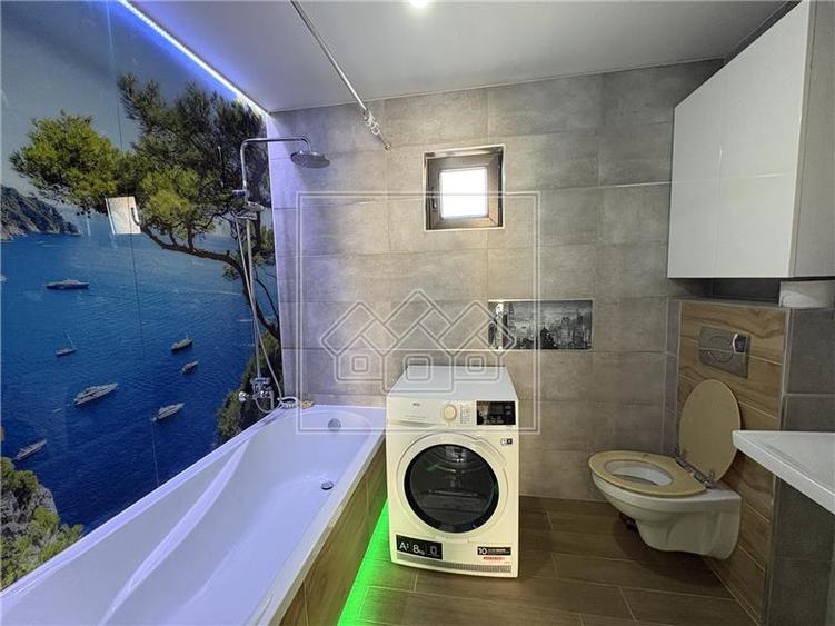 Casă individuală cu 4 camere cu Canalizare în Arhitecților - Calea Cisnădiei