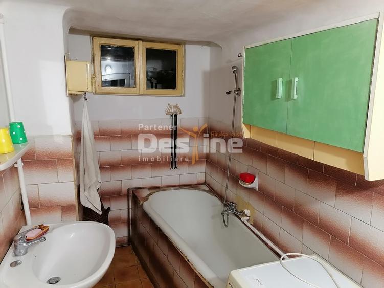 Duplex cu 3 camere cu Canalizare în Giulești
