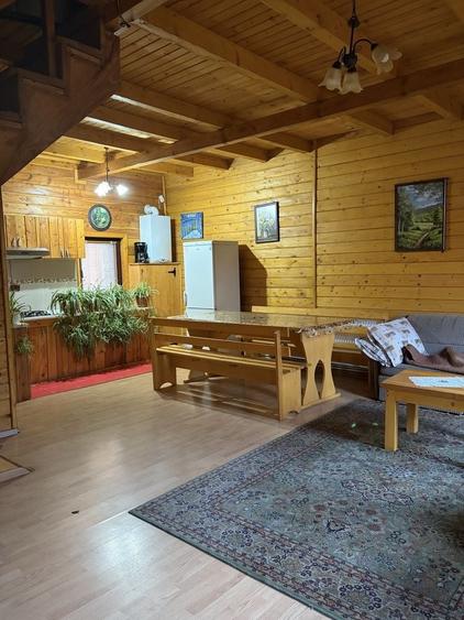Casă cu 3 camere în Central