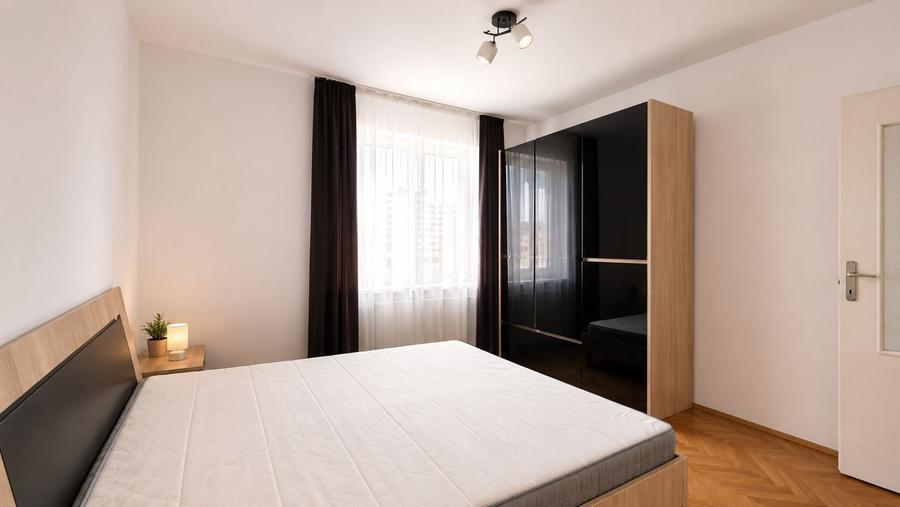Apartament cu 2 camere decomandat în Circumvalațiunii