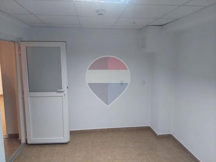 Spațiu comercial, de 84 mp, în Central