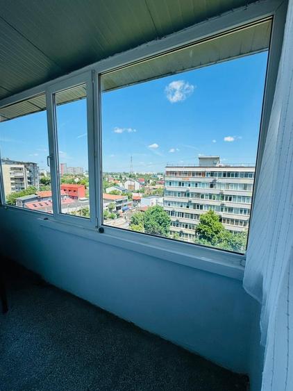 Apartament cu 2 camere semidecomandat în 1 Mai