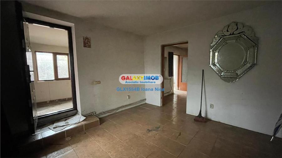 Casă cu 2 camere cu Garaj în Colentina