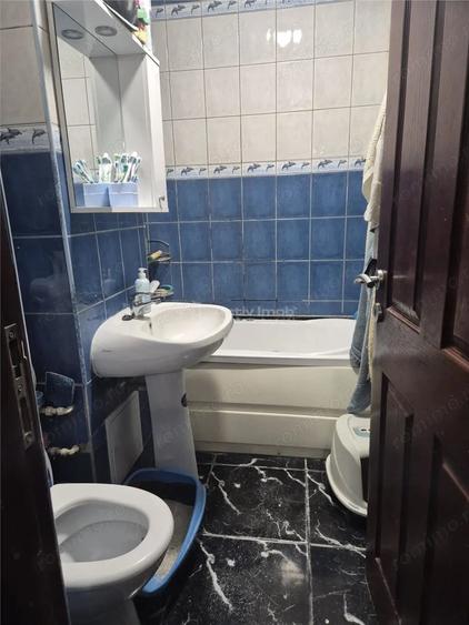 Apartament cu 3 camere decomandat în Aradul Nou
