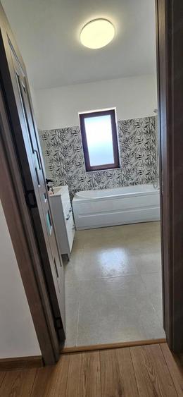 Casă cu Teren 806 Mp în Dumbrava