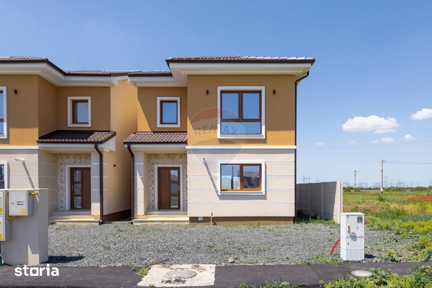 Casă cu 4 camere cu Teren 400 Mp în Vladimirescu
