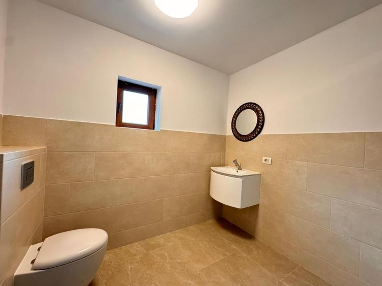 Apartament cu 3 camere în Platoul Izvor